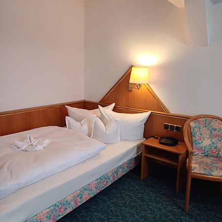Hotel Garni Eschenbach Hildburghausen Buitenkant foto